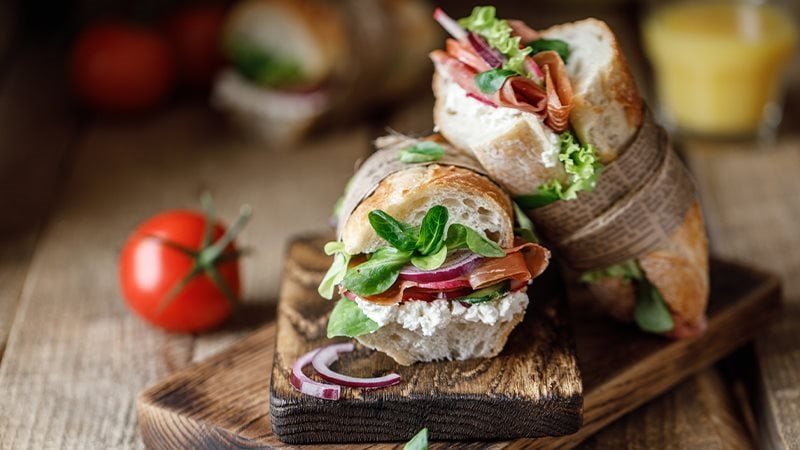 Panino con lo speck e zucchine 2-1(0)